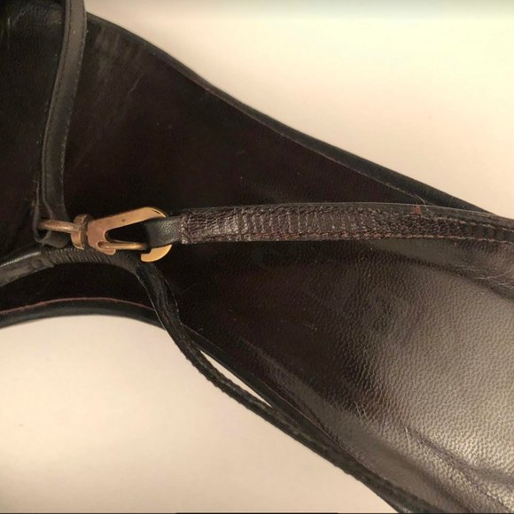 BURBERRY PORSUM BLACK LEATHER SHOE WITH HEEL  AND GROMIT FRONT DETAIL - Picture 5 of 12